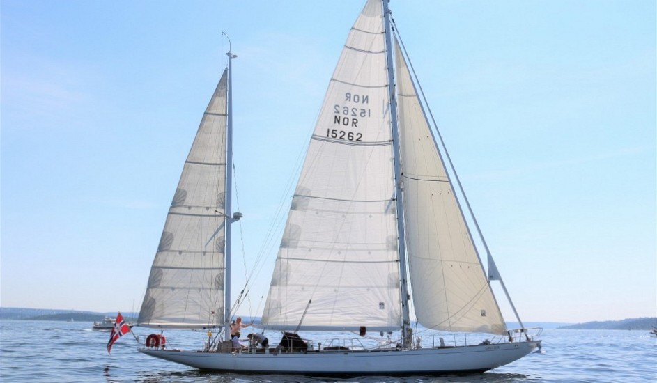 Sold S/Y 10M “GHOSTER“