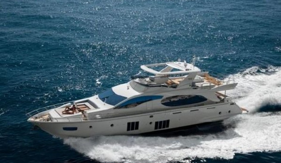 New arrival at Sea Independent M/Y Azimut 88