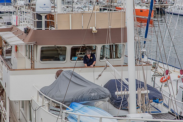 M/Y Trawler Zeewoelf