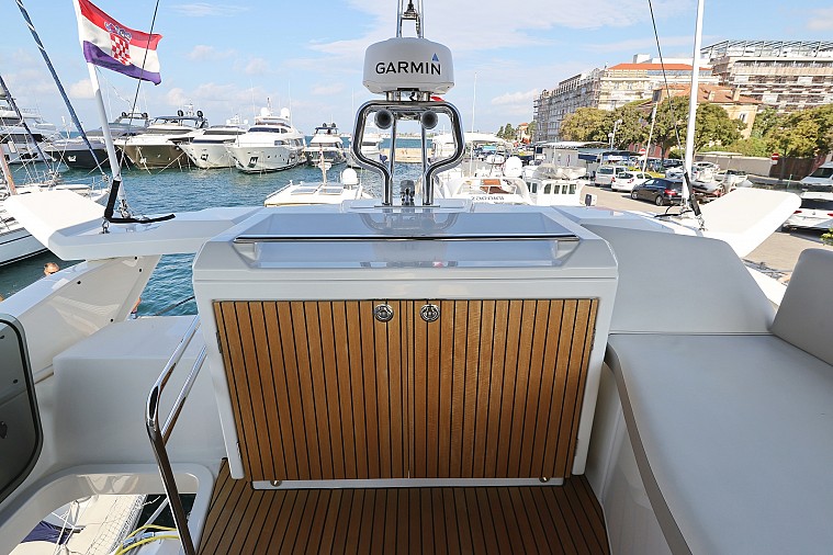 MONTE CARLO 53